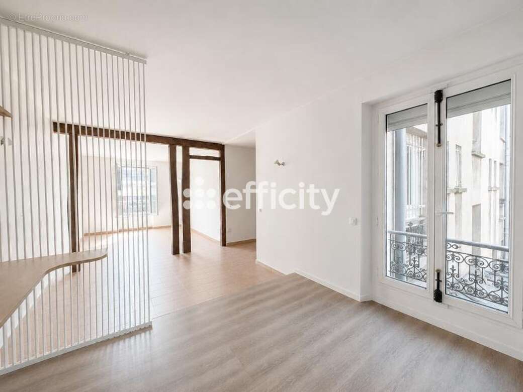 Appartement à CLICHY