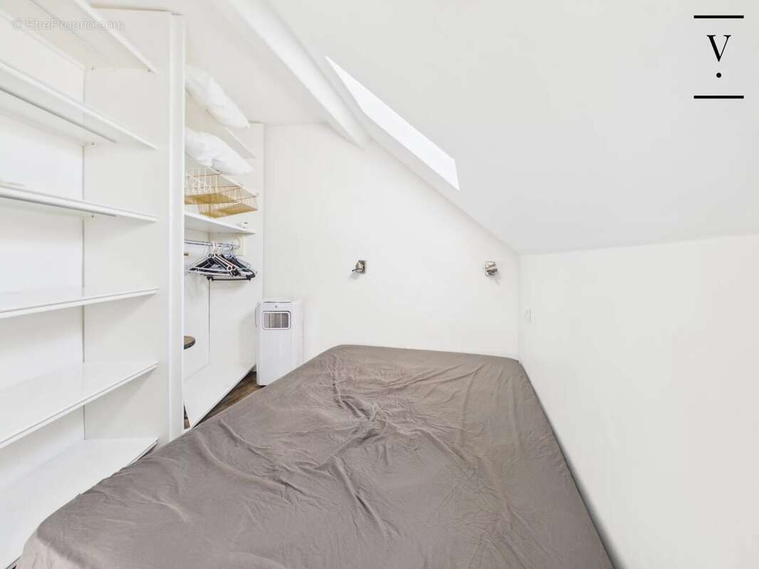 Appartement à PARIS-8E