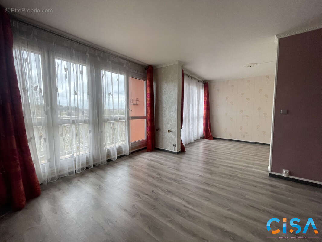 Appartement à MONTATAIRE