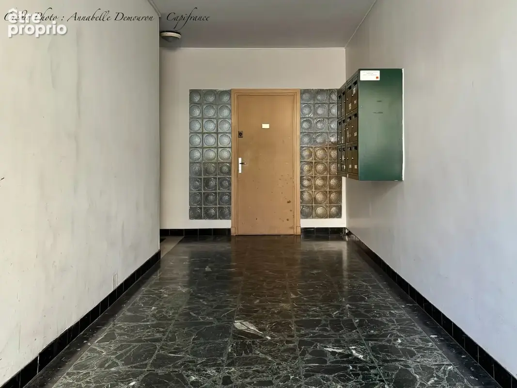 Appartement t5 a renover – clermont-ferrand - les salins - tres beau potentiel - photo 4