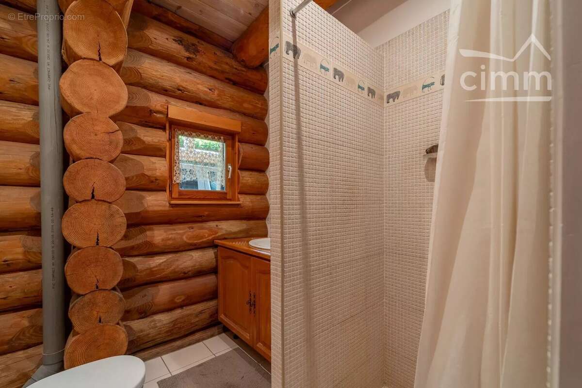Maison en fuste 4 chambres à La Fermeté - photo 10
