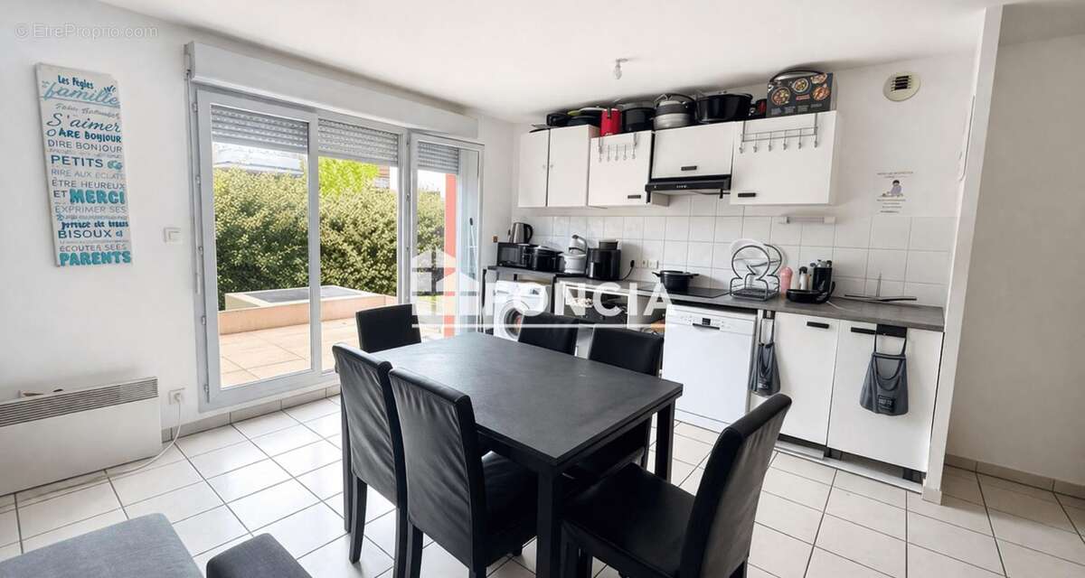 TOULOUSE - Appartement T4 - Box et place de parking en sous sol - photo 2