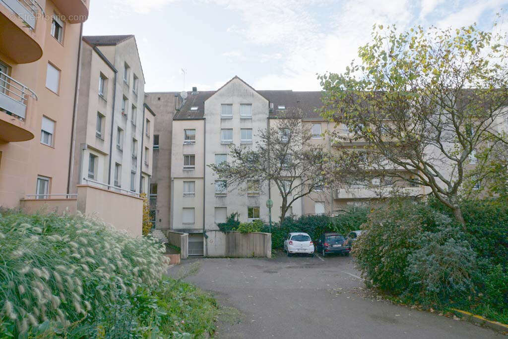 Appartement à PARAY-LE-MONIAL