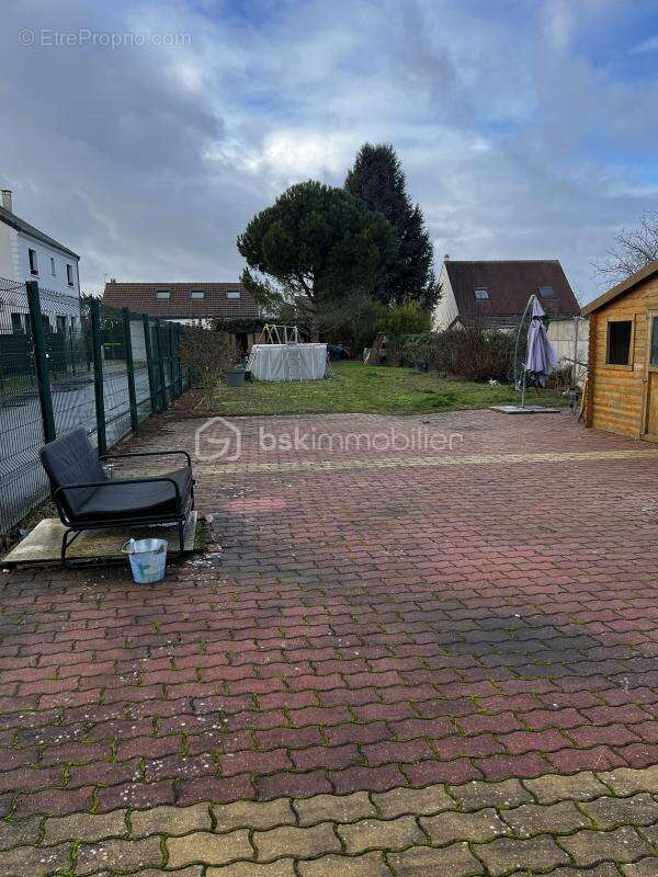 Maison à LE PLESSIS-PATE