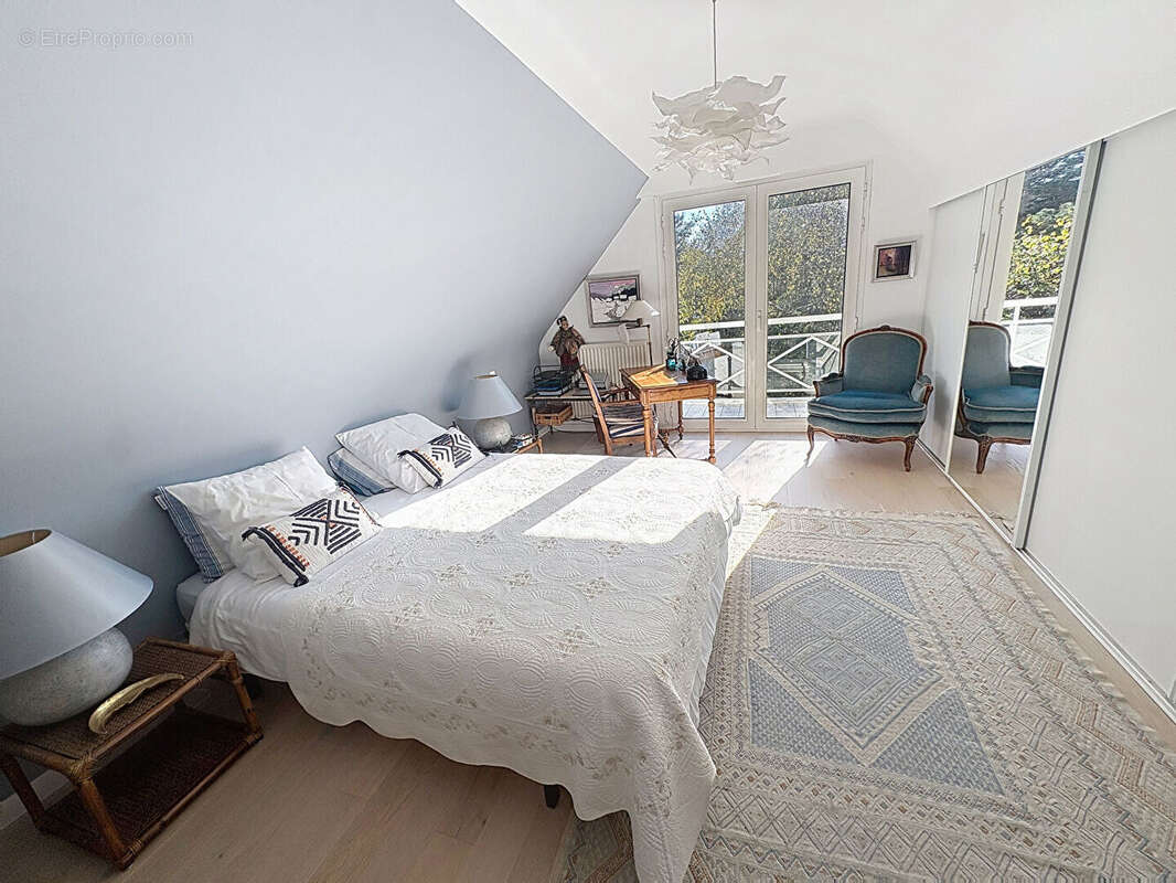 Maison à LE POULIGUEN