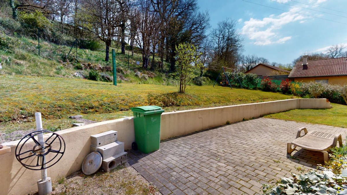 Maison à CREYS-MEPIEU