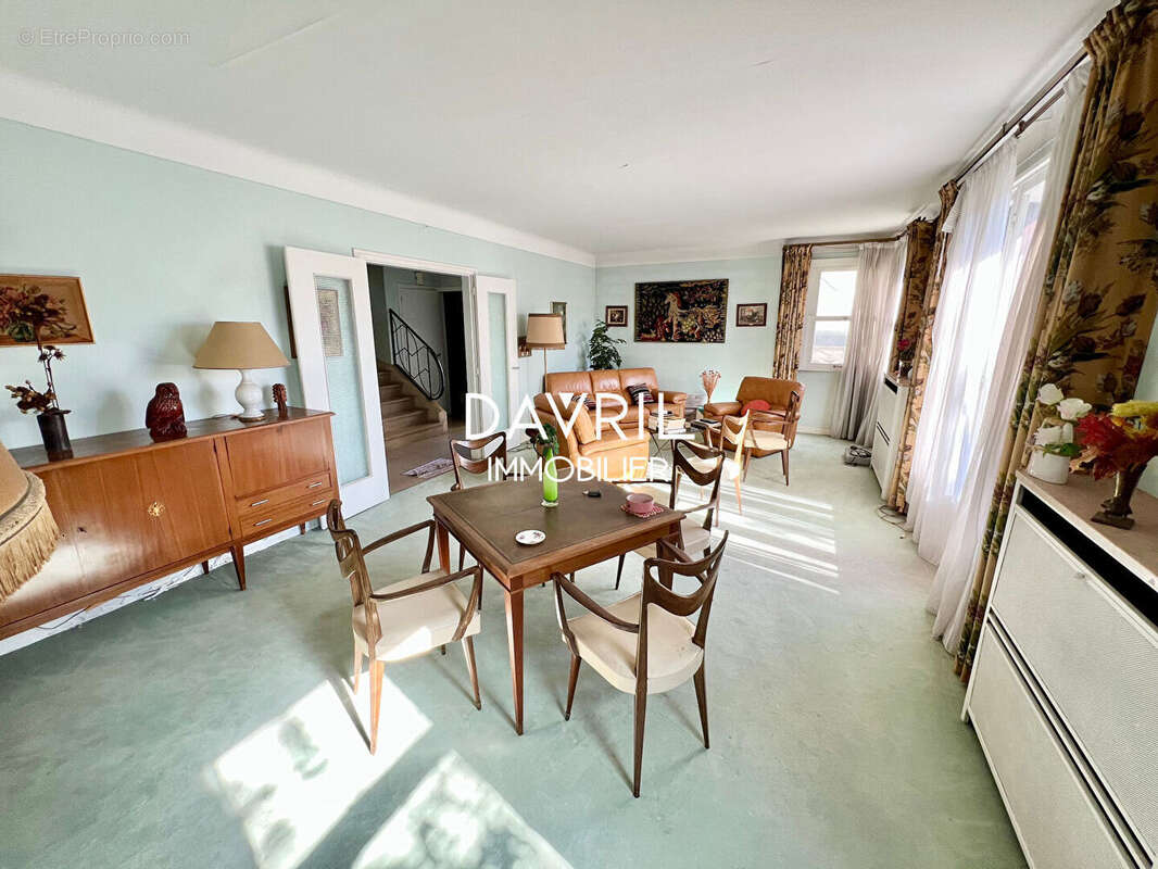 Maison à CONFLANS-SAINTE-HONORINE