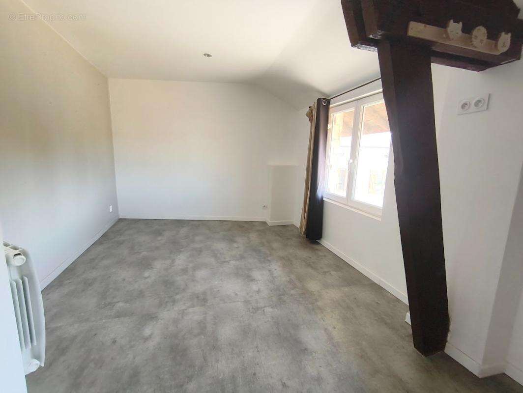 Maison à MONTMIRAIL