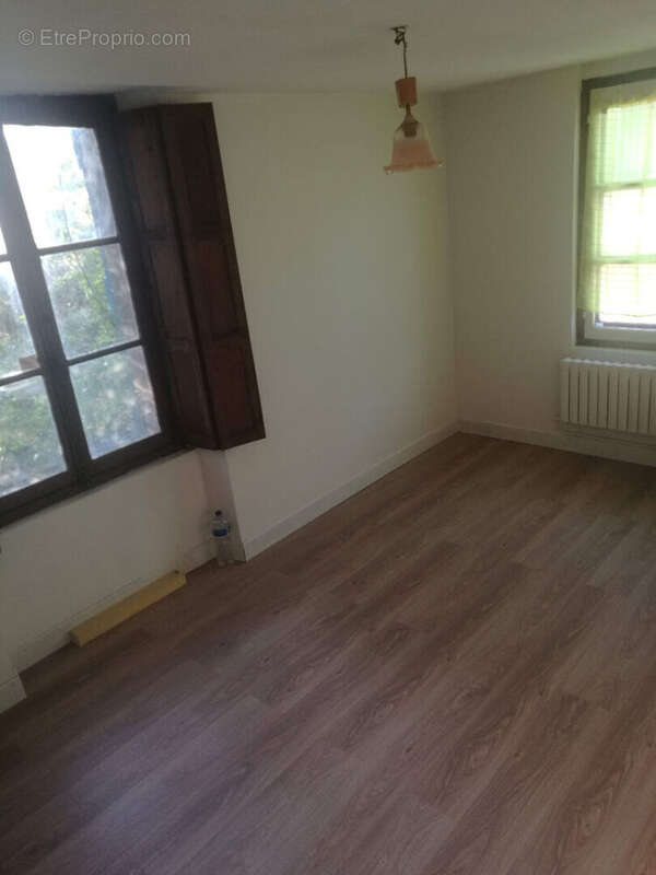 Maison à LA BAZOCHE-GOUET