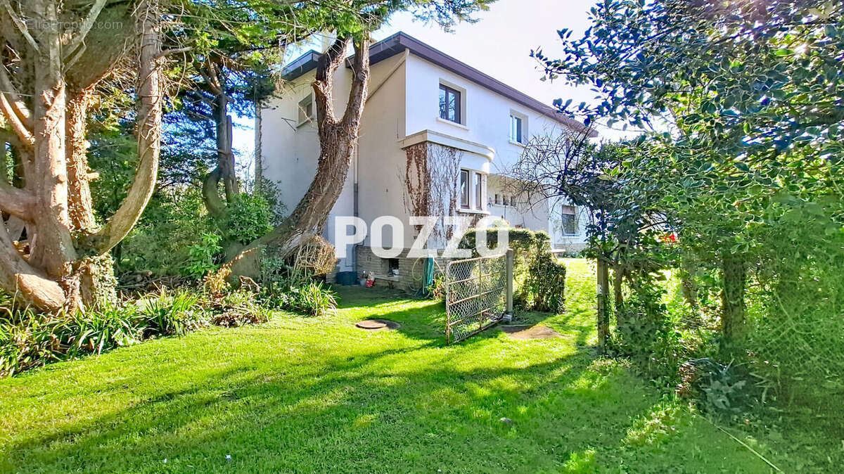 Maison à COURSEULLES-SUR-MER