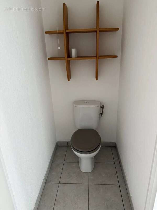 Appartement à VALLAURIS