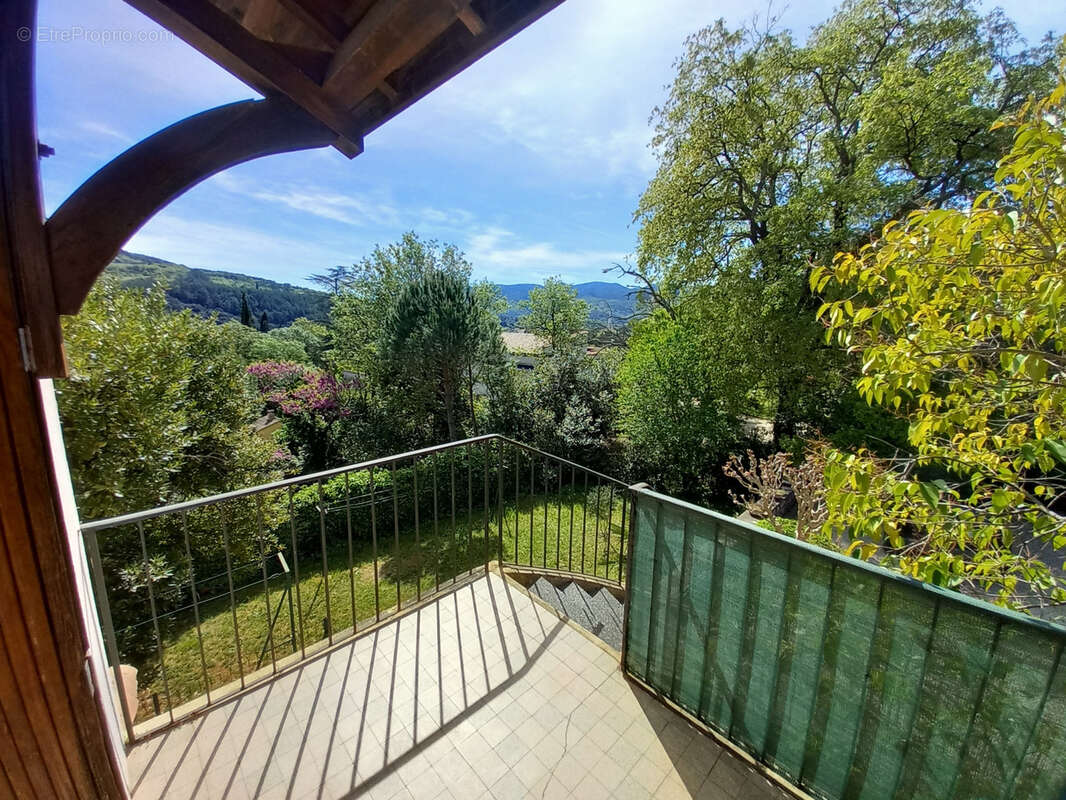 Maison à LAMALOU-LES-BAINS