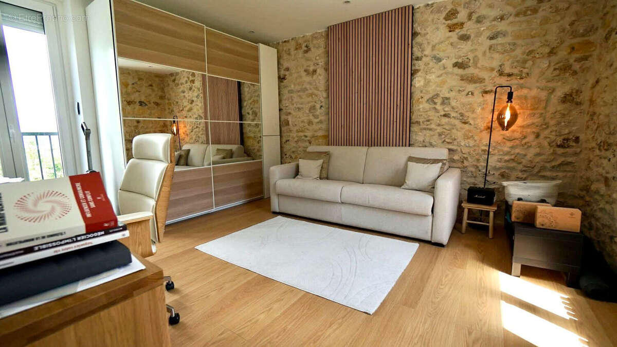 Maison à EPONE