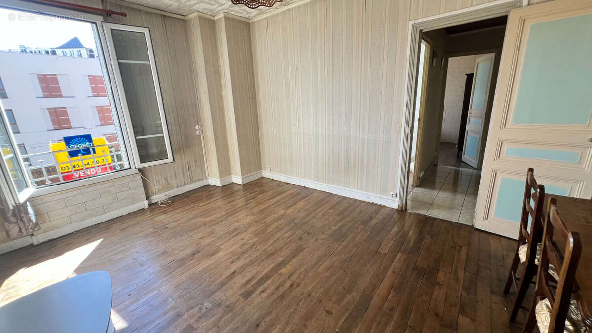 Appartement à LIVRY-GARGAN