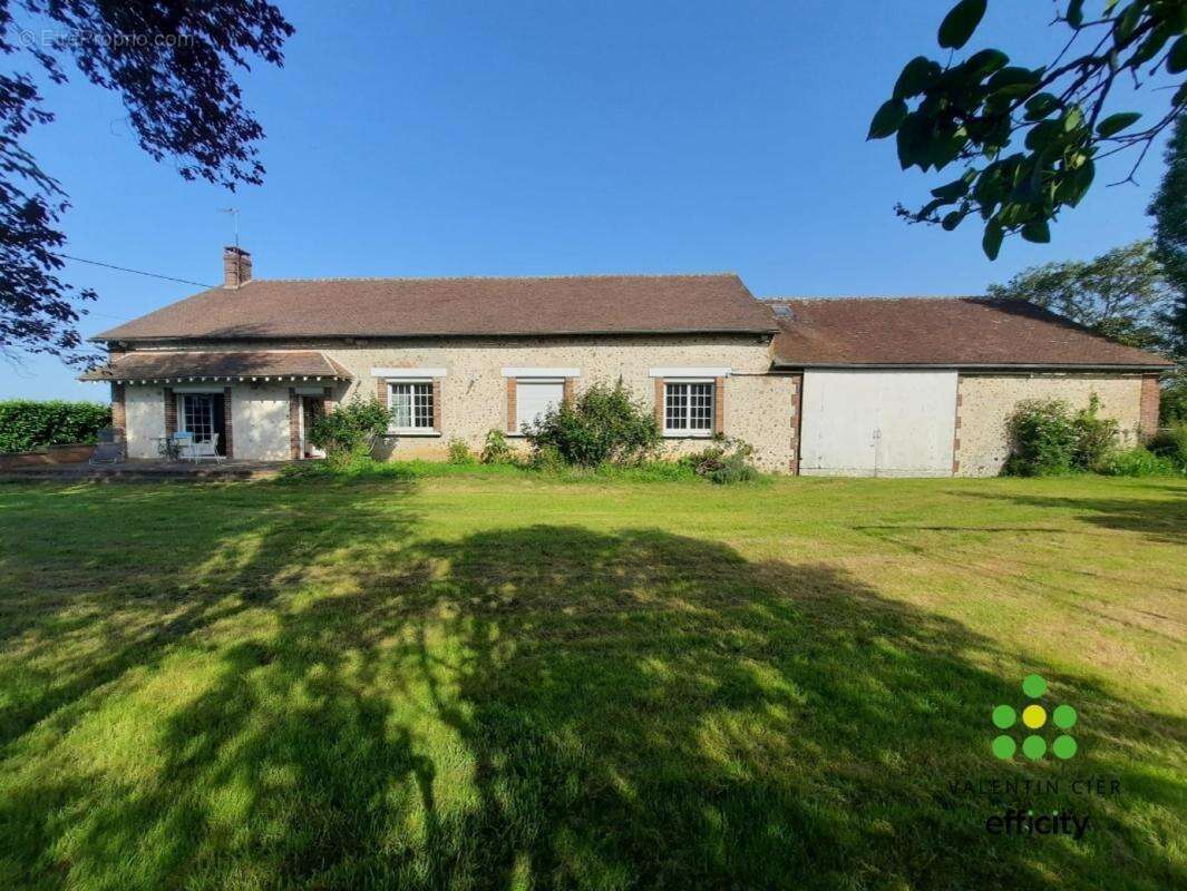 Maison 179 m² à Chateauneuf-En-Thymerais  - photo 2