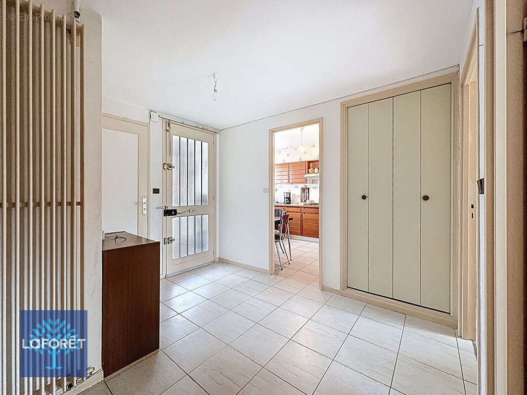Maison familiale 4 chambres avec jardin Évry-Courcouronnes - photo 7