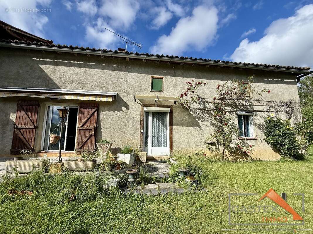 Maison à MANE