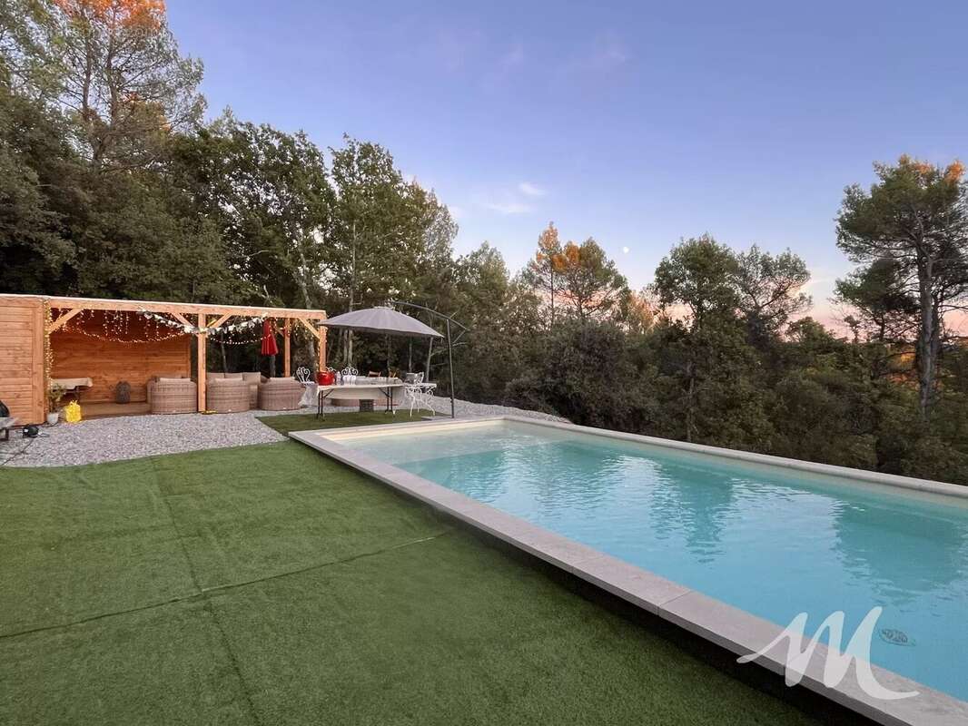 Maison à SAINT-MAXIMIN-LA-SAINTE-BAUME