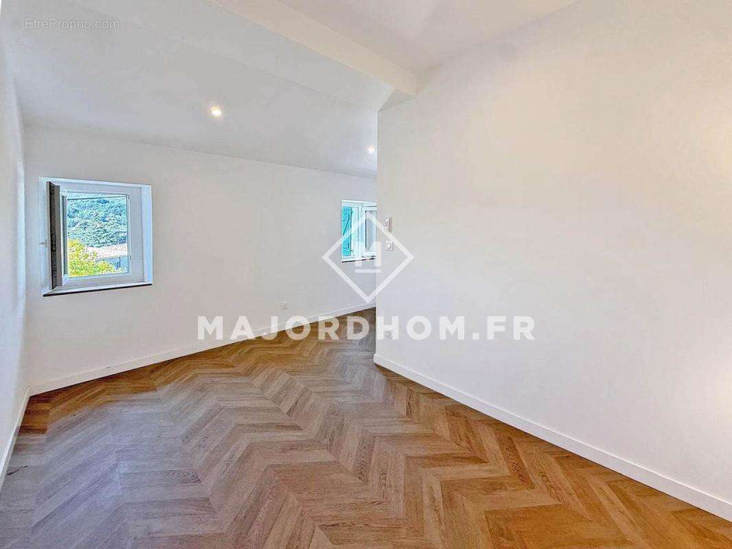 Maison à ROQUEVAIRE