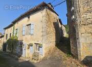 Maison à NANTEUIL-EN-VALLEE