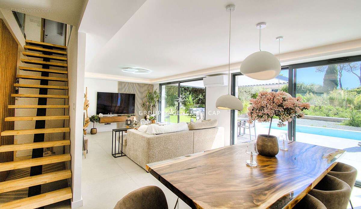 Maison à FREJUS