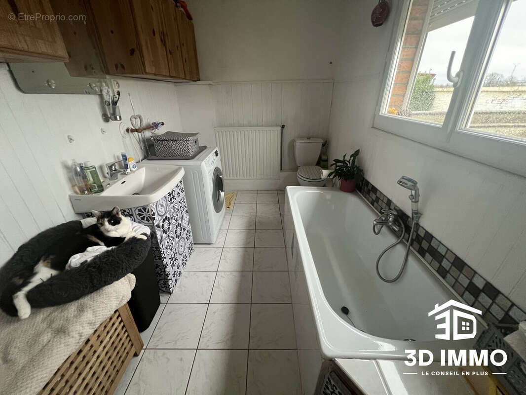 Maison à AVESNELLES