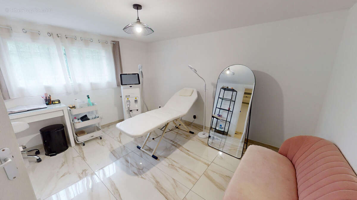 Maison à COULANGES-LES-NEVERS