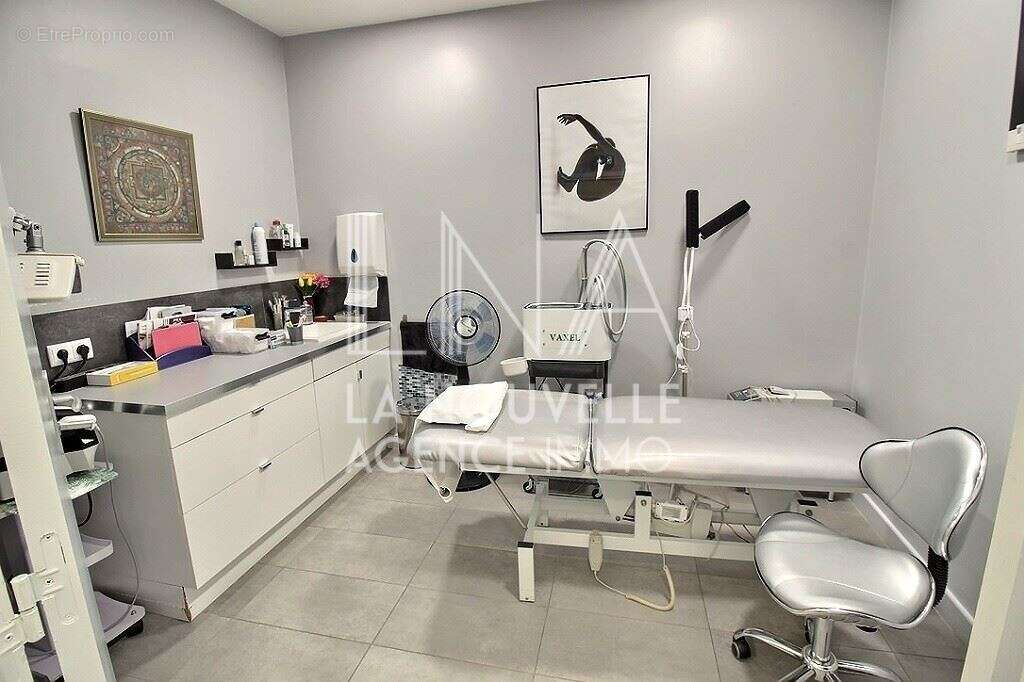 Commerce à LES LILAS