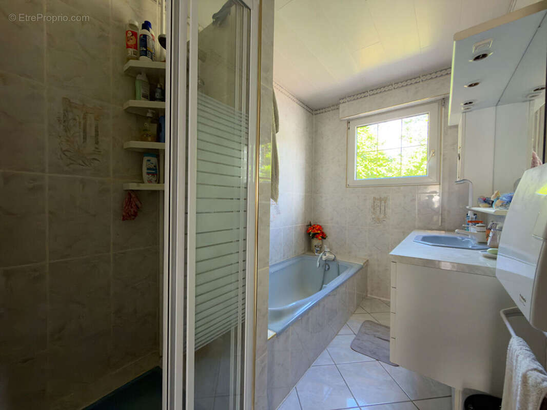 Maison à SAINT-MAXIMIN-LA-SAINTE-BAUME