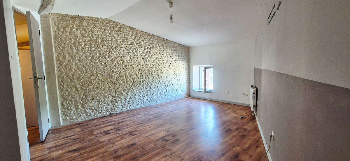 Maison à ASNIERES-LA-GIRAUD