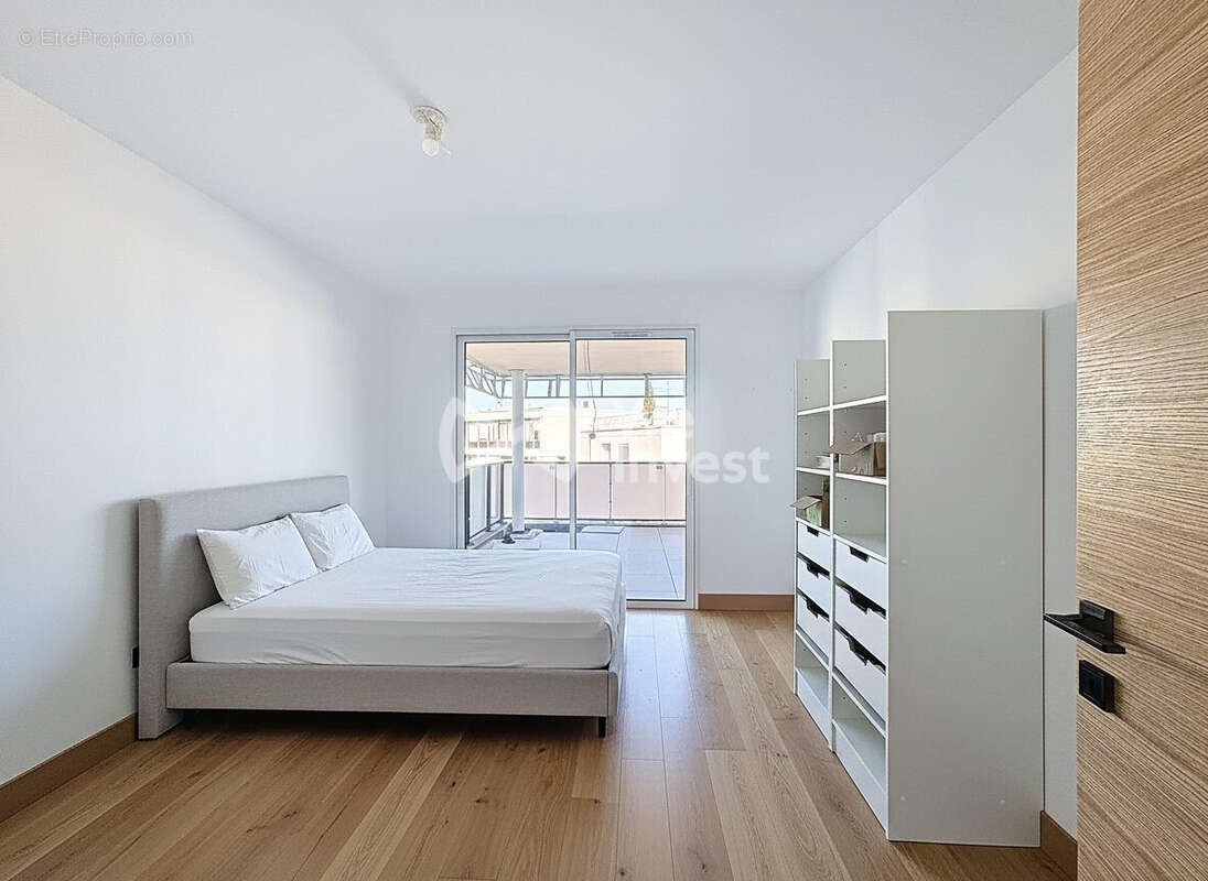 Appartement à CASTELNAU-LE-LEZ