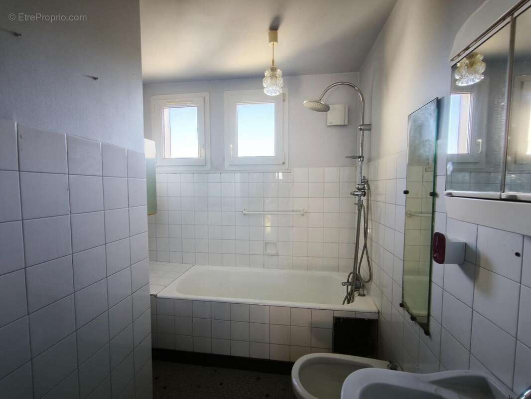 Maison 127 m² à Plouneour-Menez  - photo 5