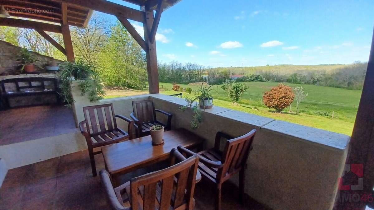 Maison à LACAPELLE-CABANAC