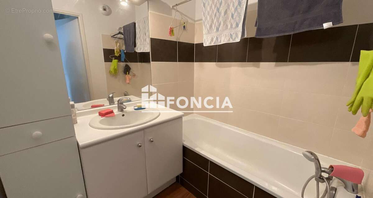 Appartement à GOURDON