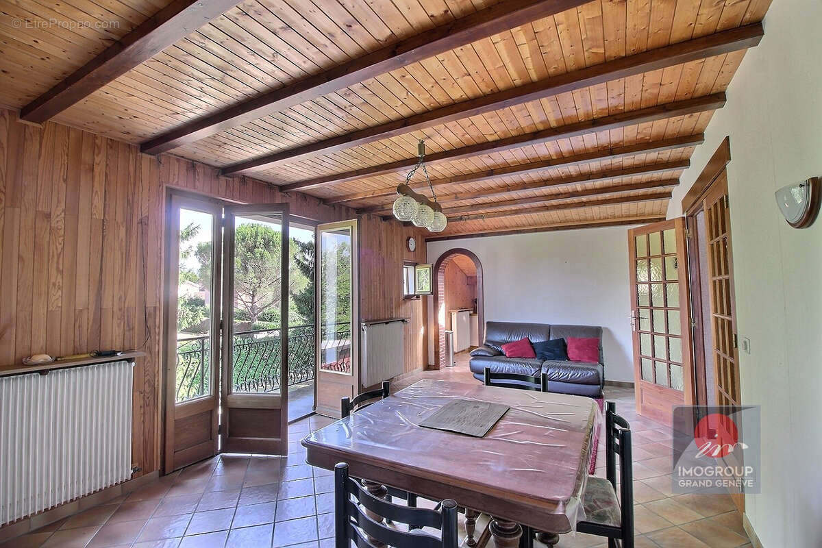 Maison à chens sur leman de 155m² - photo 8