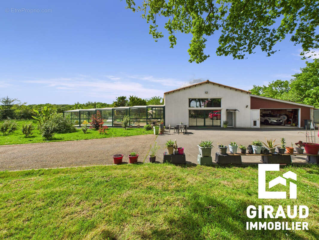 Maison à LE CHAMP-SAINT-PERE