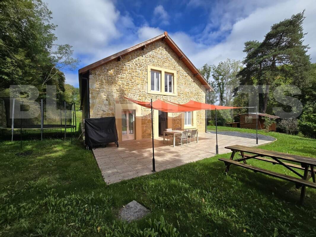 Jardin Terrasse M1 - Maison à SIMACOURBE