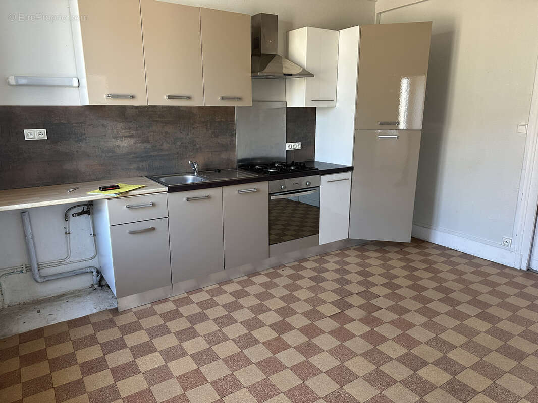 Maison à TROIS-VEVRES