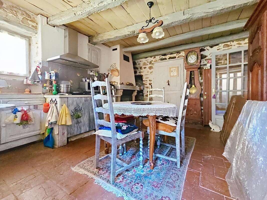 Maison 101 m² à Graissessac  - photo 9