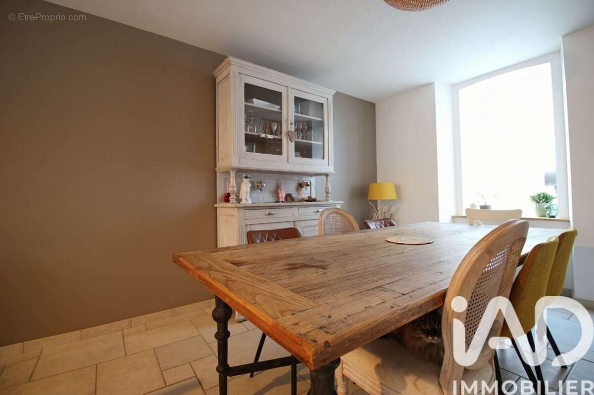 Photo 2 - Maison à LE MESNIL-SUR-OGER