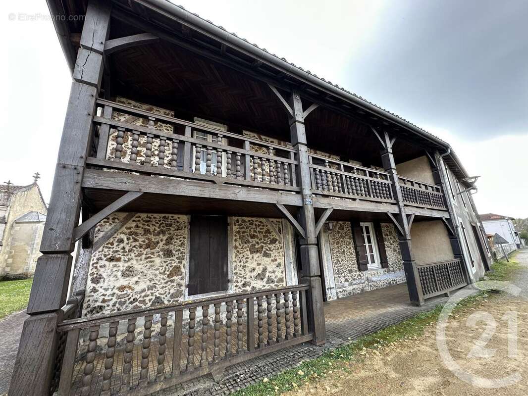 Maison à SABRES