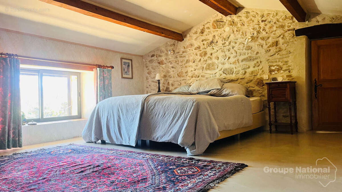 Mas de 178m2 sur 1790m2 de terrain avec piscine à Goudargues - photo 11