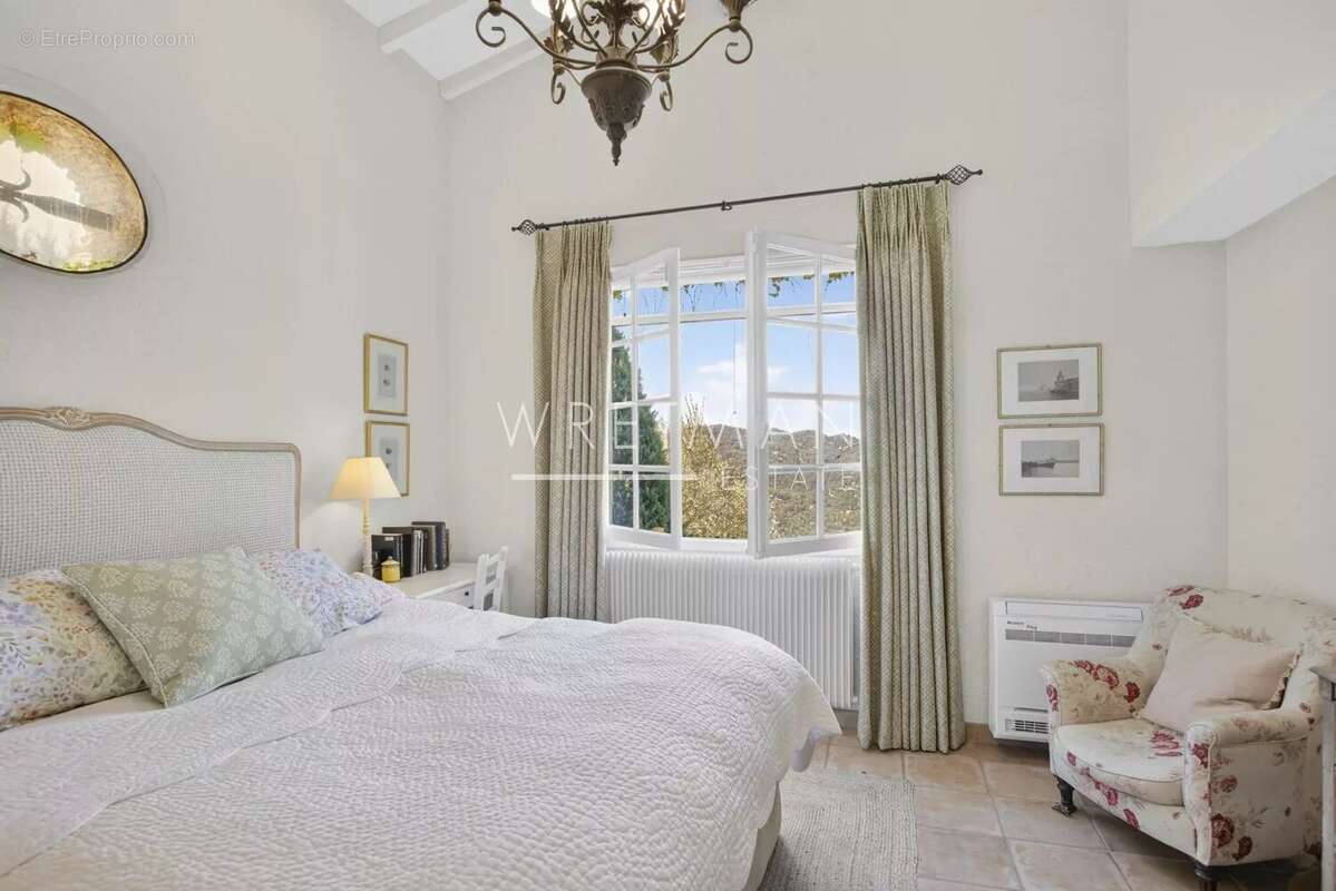 Charmante bastide avec vue imprenable – Tourrettes-sur-Loup - photo 49