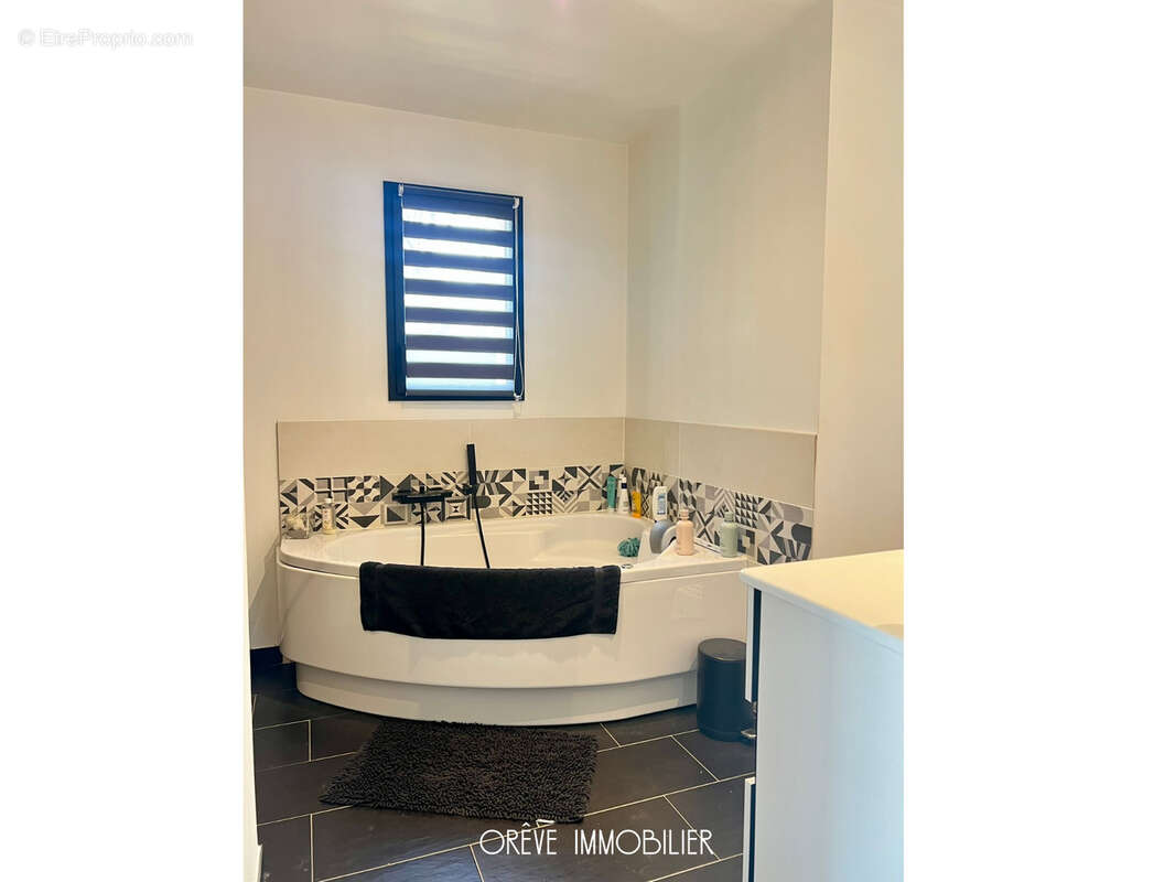 Maison à SAINT-SENOUX