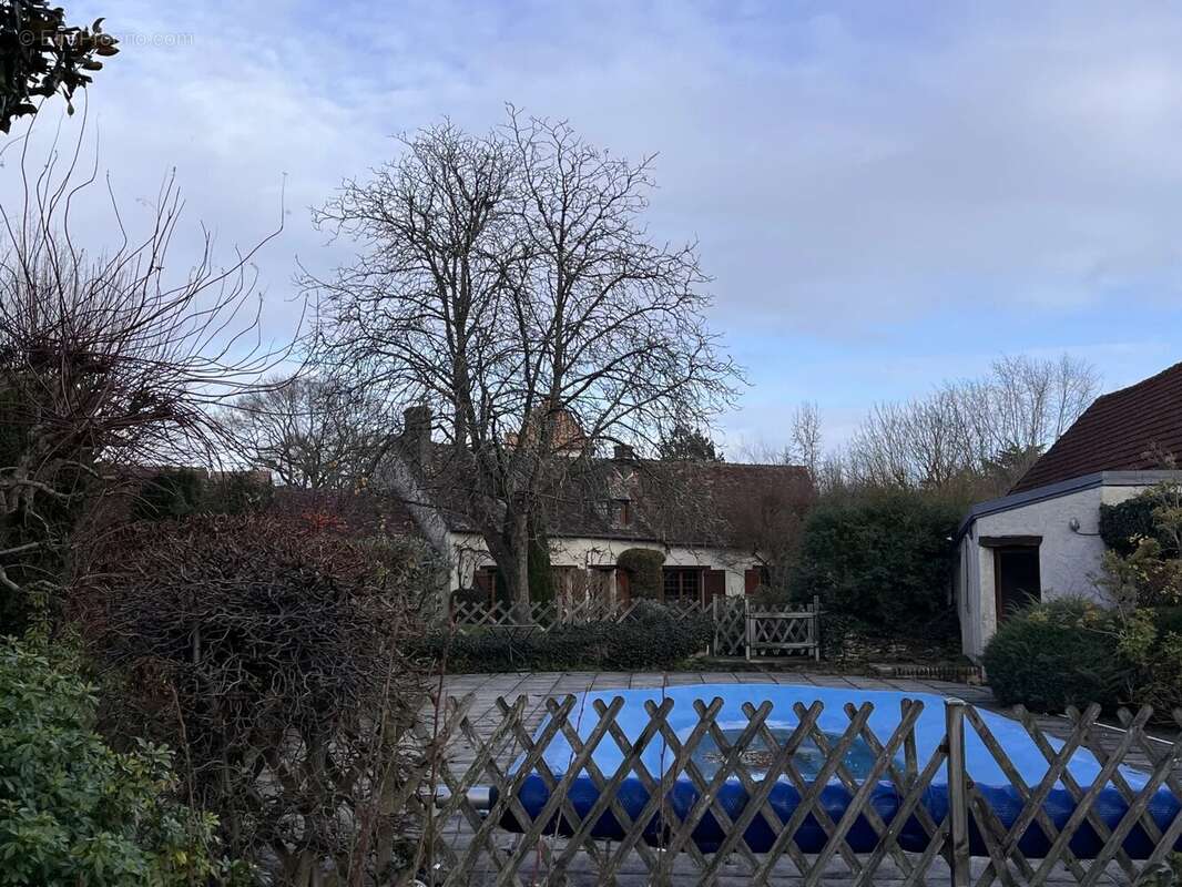 Maison à LA HAUTEVILLE