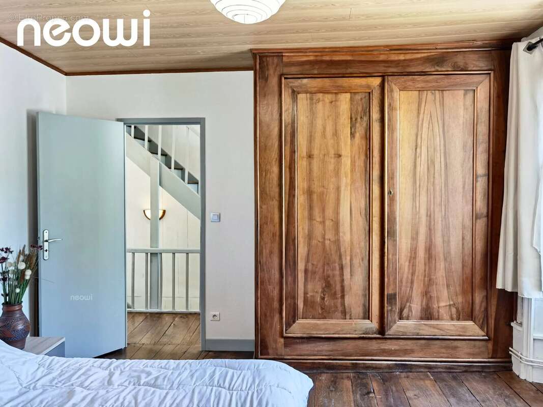 Maison auvergnate avec dépendance - photo 11