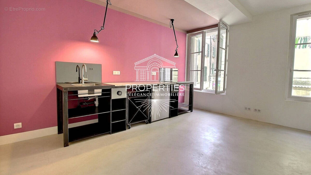 Appartement à HYERES