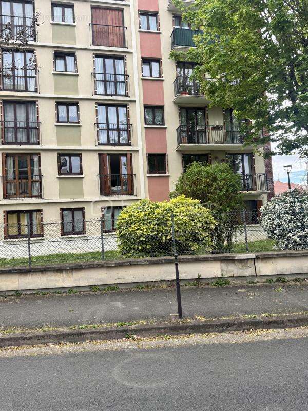 Appartement à IVRY-SUR-SEINE
