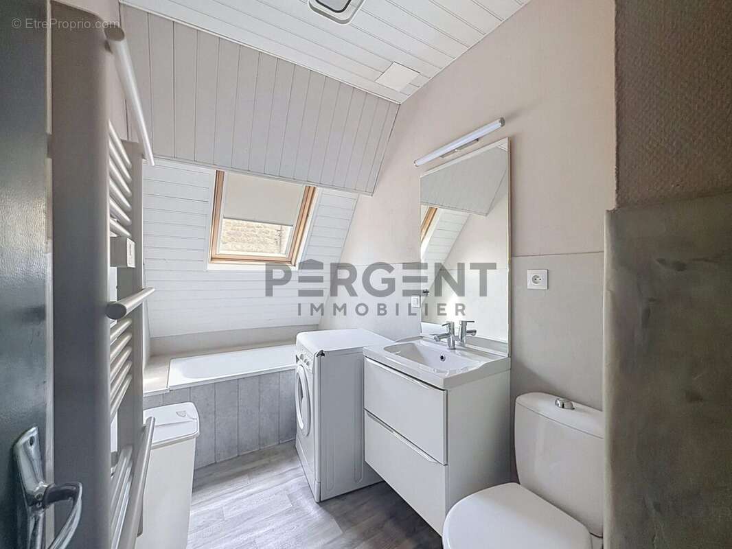 Appartement 30 m² à Charleville-Mezieres  - photo 3