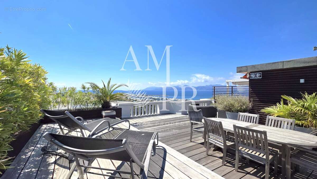 Appartement à CANNES